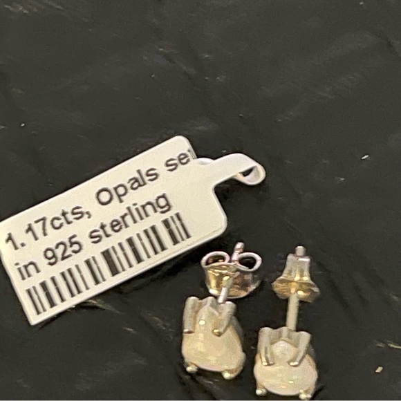 Sterling silver 925 Cabachon pear shaped opal earrings - Picture 6 of 7